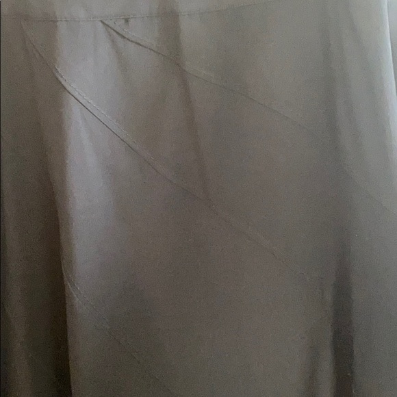 Black 18W Women’s Skirt with Patterned Design - Picture 6 of 8